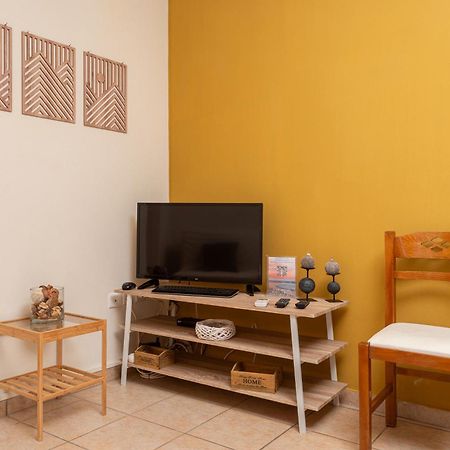 Mini Art Apartments Gerani  Exterior foto